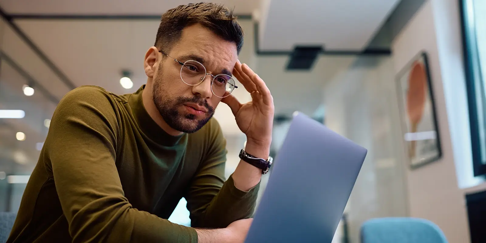 worried-businessman-reading-problematic-e-mail-on-2023-05-18-06-03-19-utc